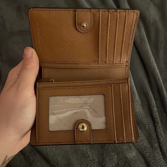Michael Kors Wallet - Picture 3 of 3